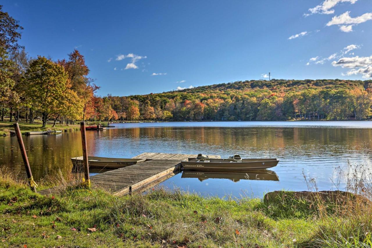 Poconos Vacation Home Walk To Locust Lake! Pocono Lake エクステリア 写真